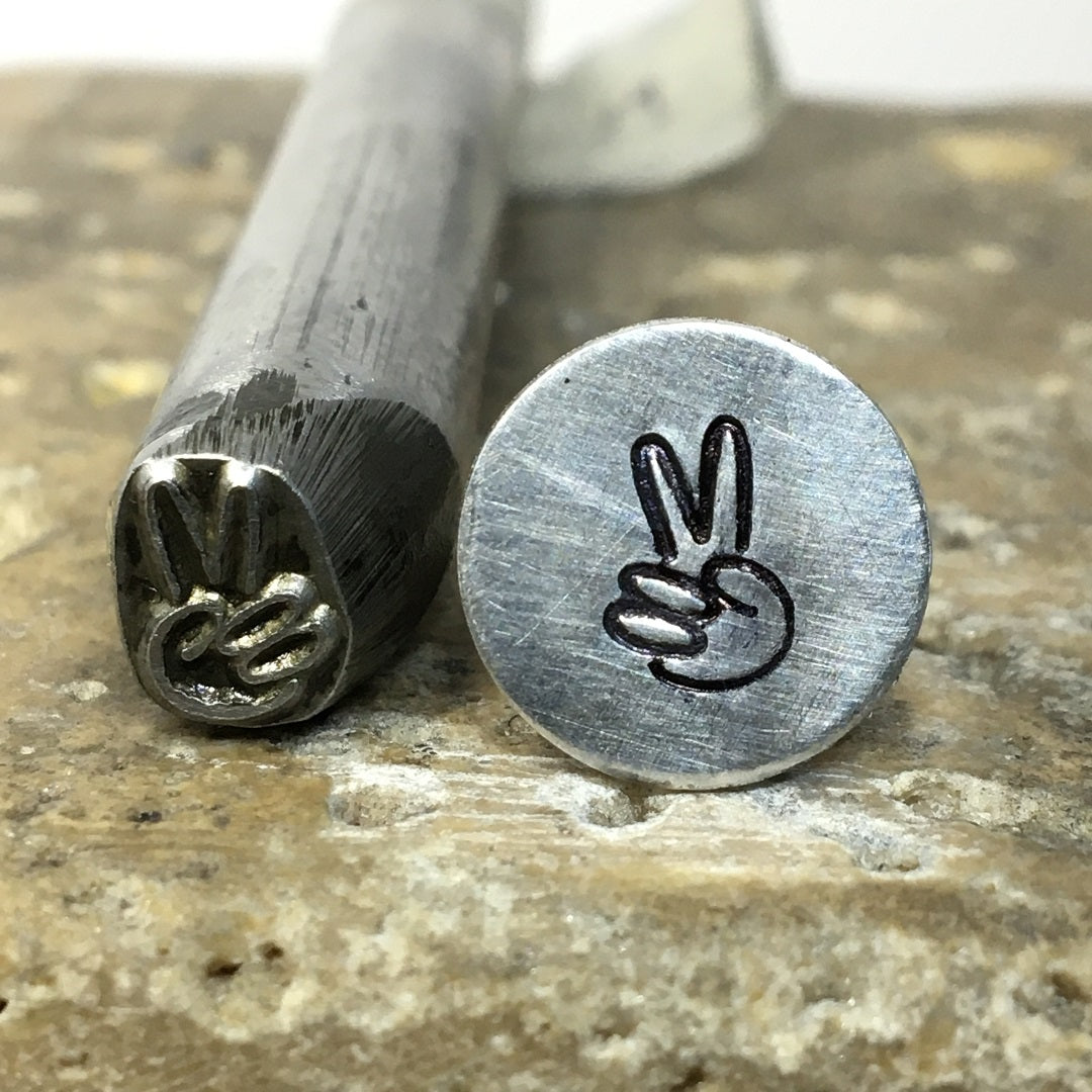 Peace Sign (7.8mm)