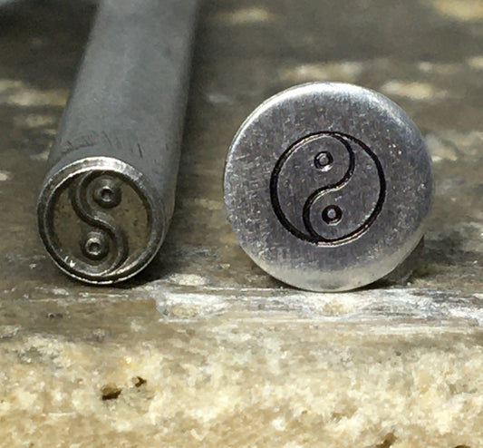 Yin Yang (4.5mm)