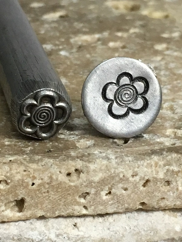 Flower (7.8mm)