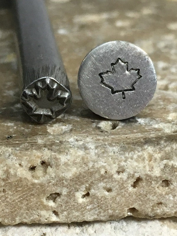 Maple Leaf (4.5mm)