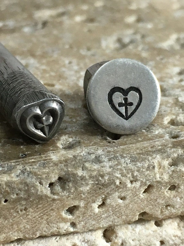 Cross In Heart (4.5mm)