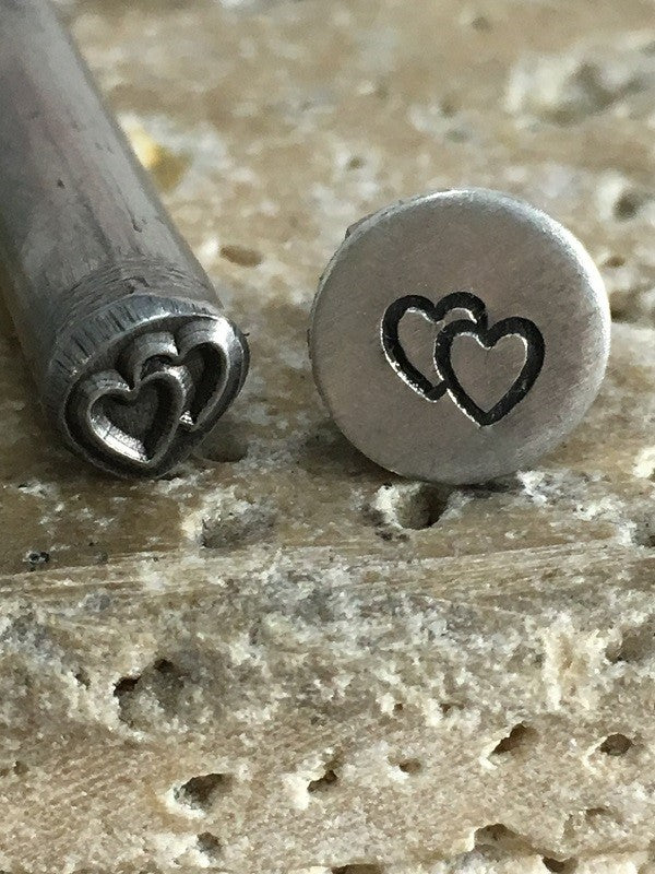 Linked Hearts (4.5mm)