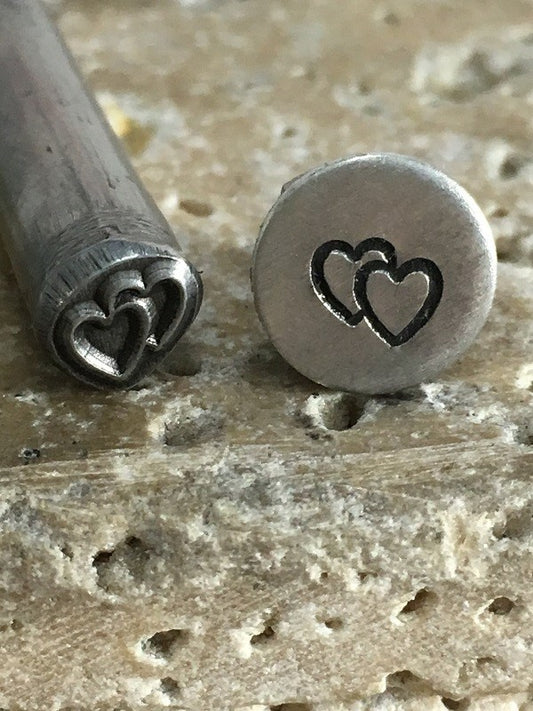 Linked Hearts (4.5mm)