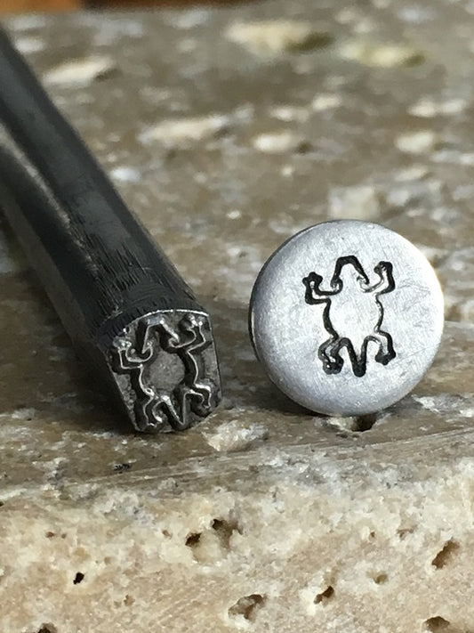 Lizard Pictograph  (4.5mm)