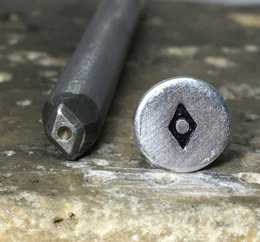 Medicine Man Symbol  (4.5mm)