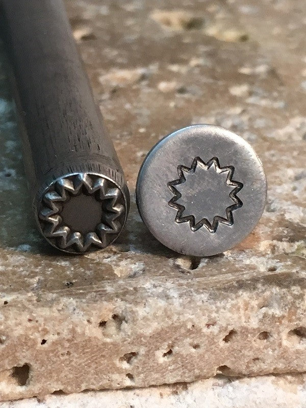 Outlined Sun (7.8mm)