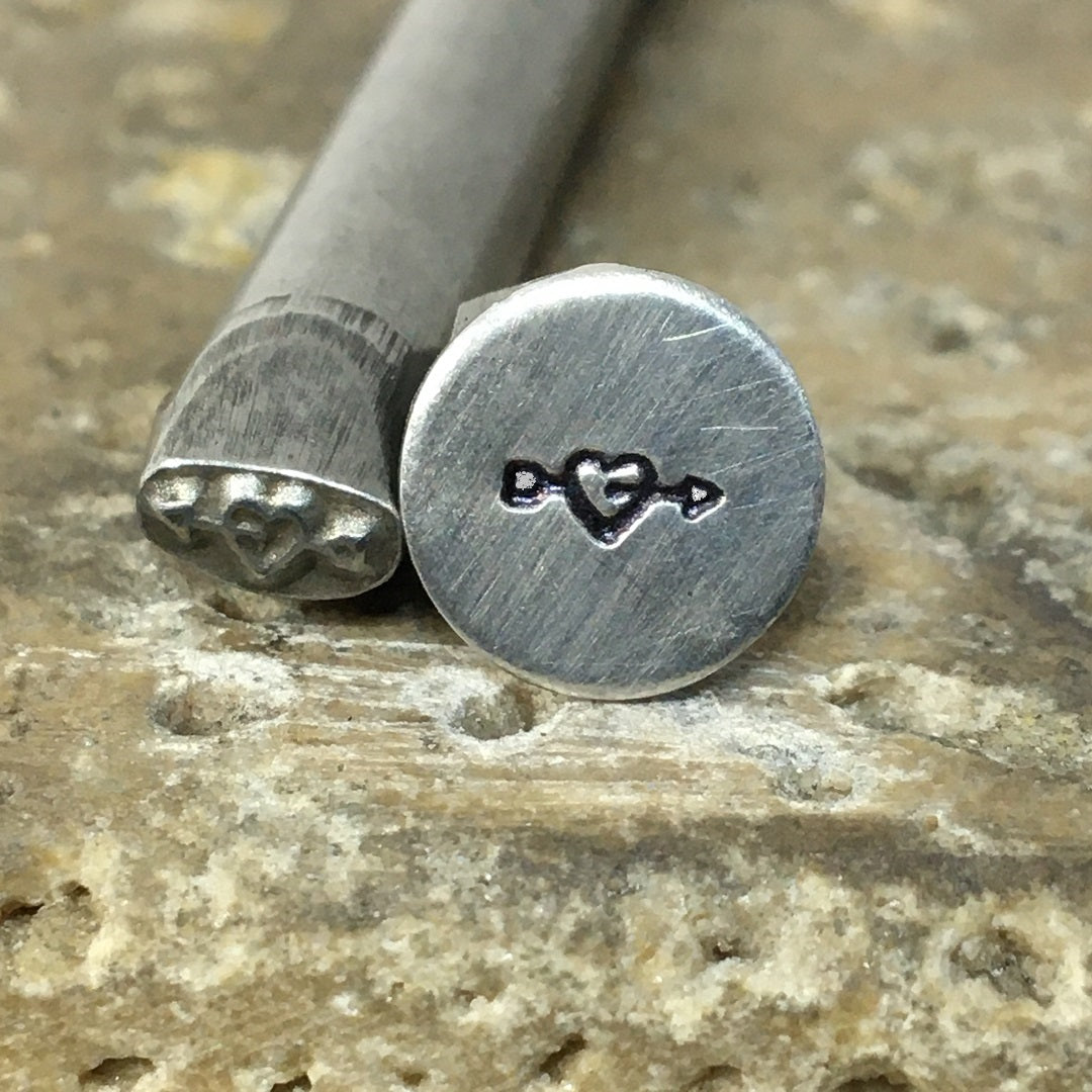 Arrow Heart  (4.5mm)