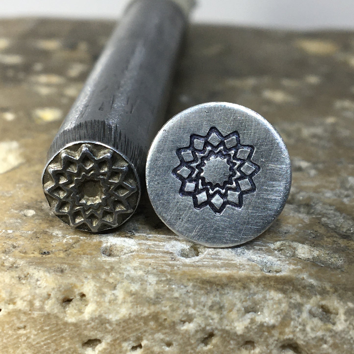 Flower (7.8mm)