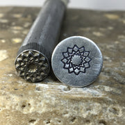 Flower (7.8mm)