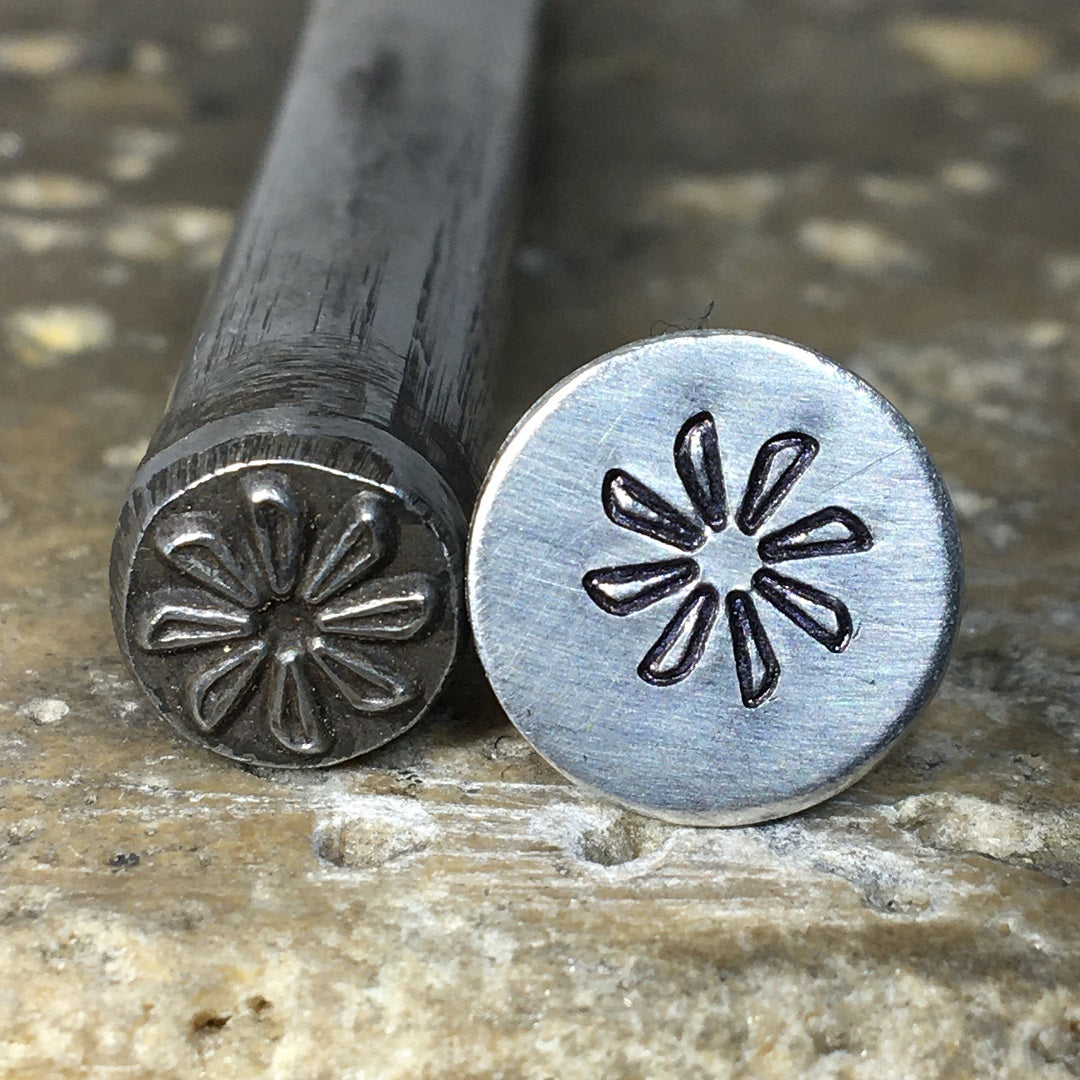 Flower (7.8mm)