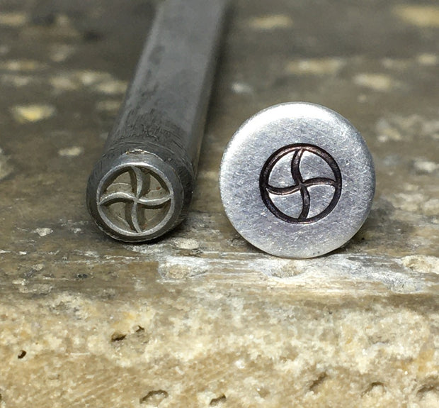 Four Ages Symbol (4.5mm)