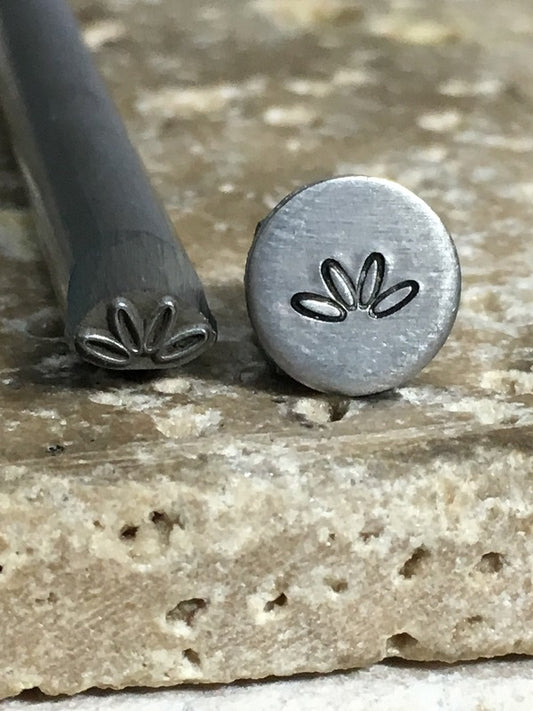 Flower (4.5mm)