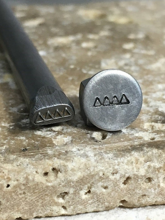 Quad Triangles (4.5mm)