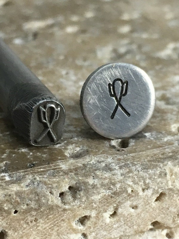 Egyptian Symbol (4.5mm)