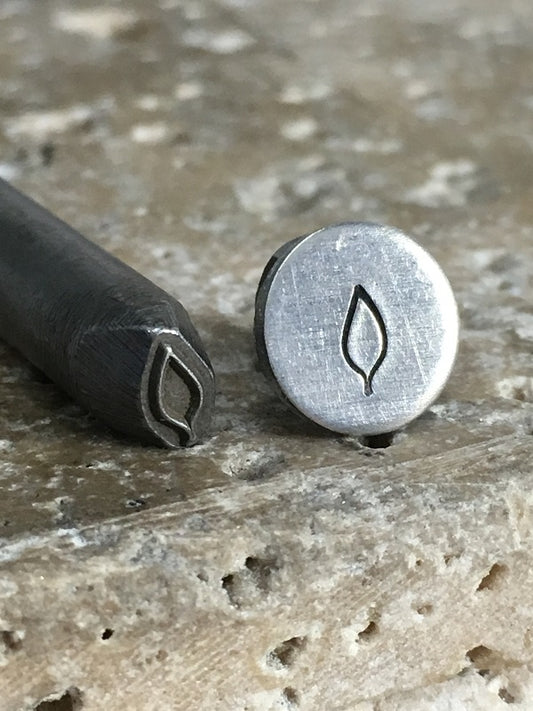 Egyptian Symbol (4.5mm)