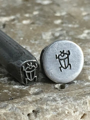 Egyptian Symbol (4.5mm)