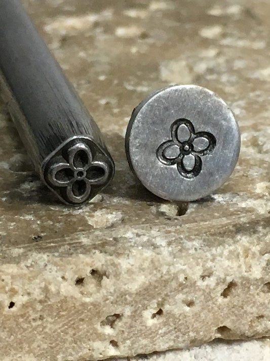 Flower (4.5mm)