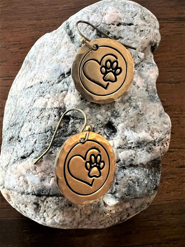 Dog Paw Heart (earrings)