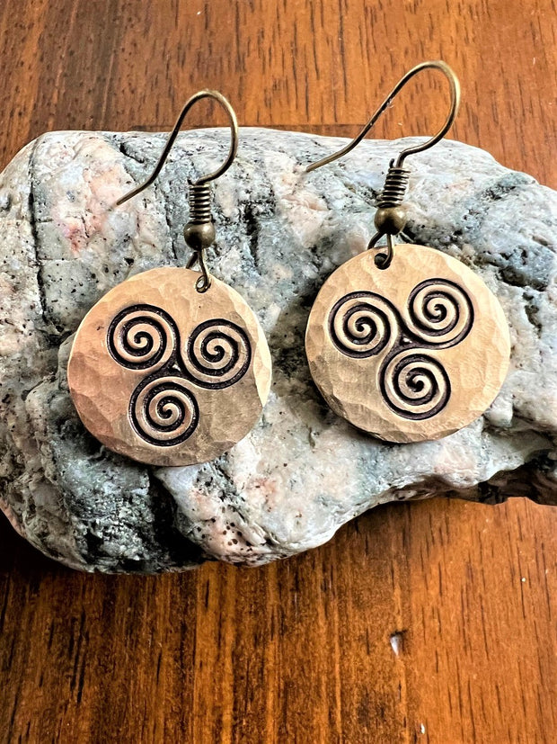 Triskelion (earrings)