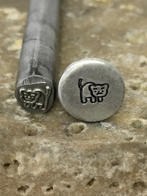 Cat (4.5mm)